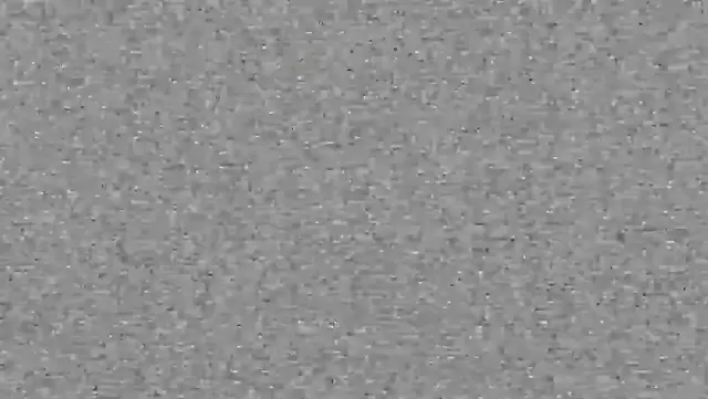 Молодая казашка с красивой попкой получила член в киску